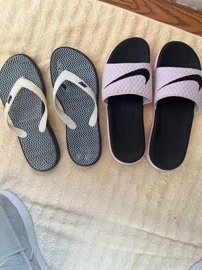 Nike slides and flip flops 8